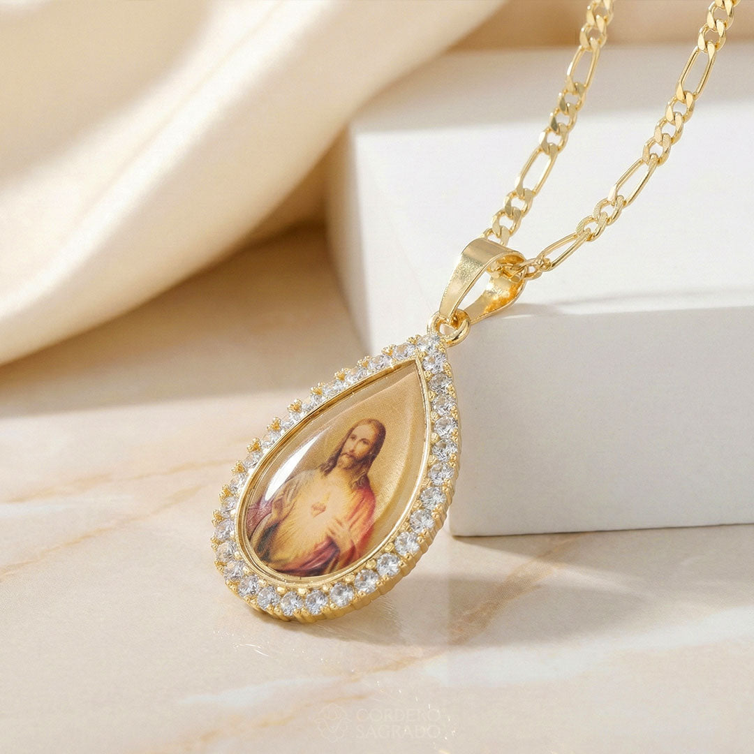 Collar del Sagrado Corazón de Jesús Gota para Mujer - Baño de Oro con Zirconias