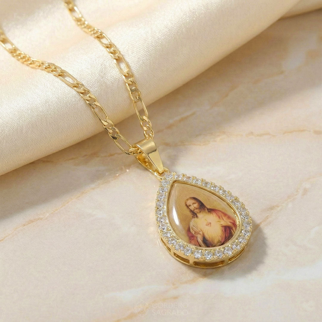 Collar del Sagrado Corazón de Jesús Gota para Mujer - Baño de Oro con Zirconias